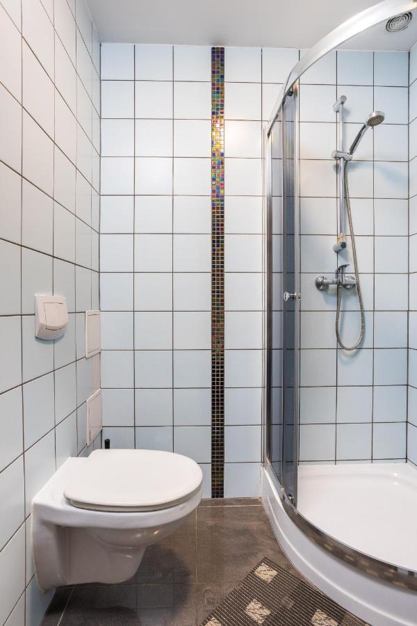 Shick Hostel Breslavia Esterno foto