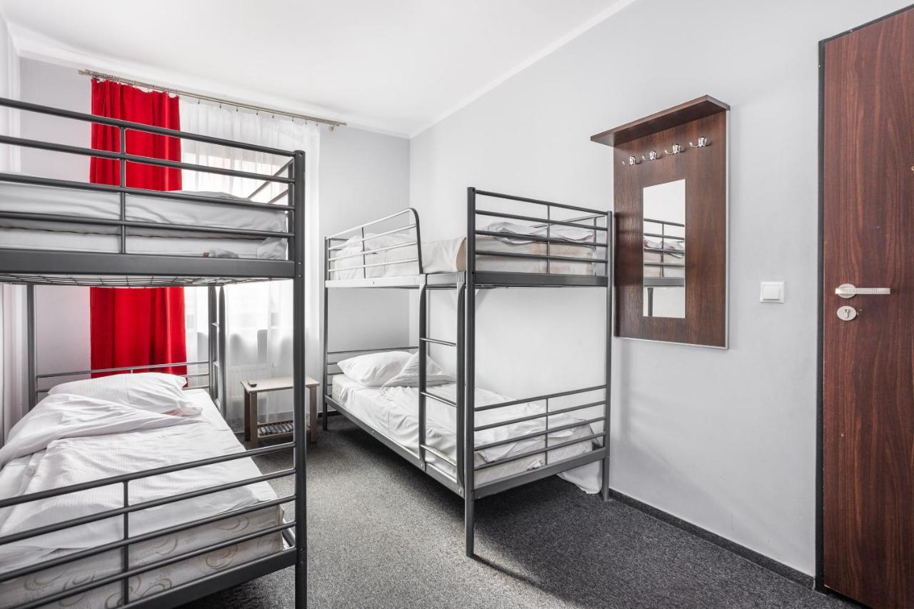 Shick Hostel Breslavia Esterno foto