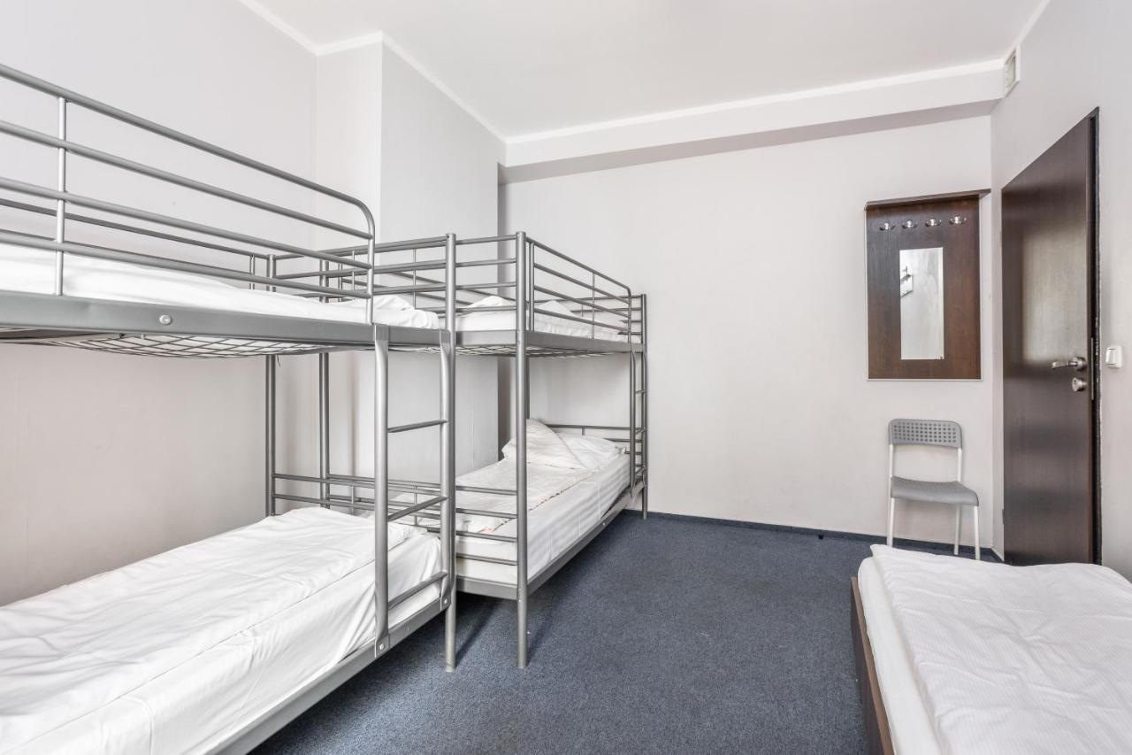 Shick Hostel Breslavia Esterno foto
